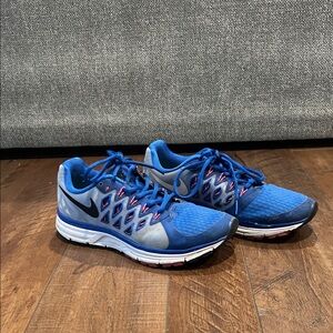 Nike Zoom Vomero Running Shoes - Blue and Pink